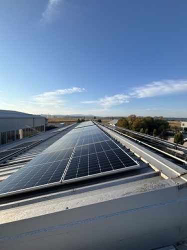 Profesionalno čiščenje sončne elektrarne