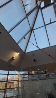 Čiščenje steklenih površin, steklene strehe, oken